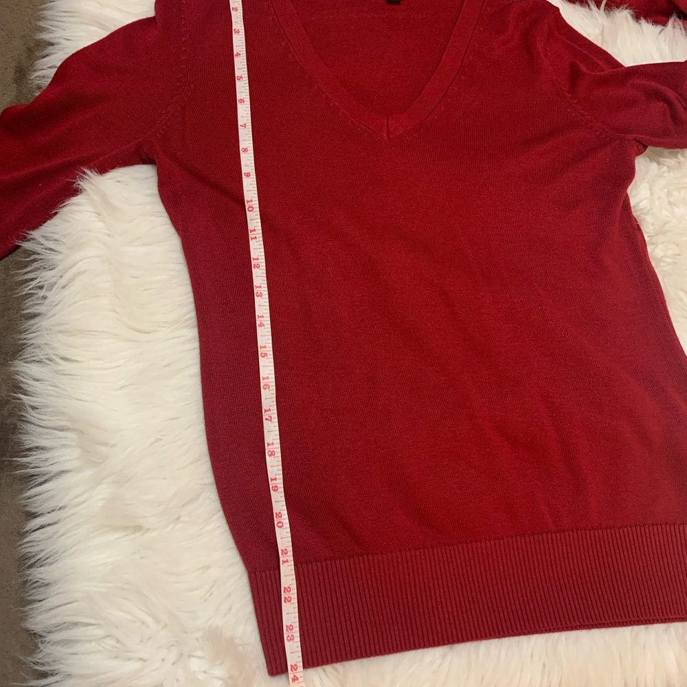 Sweater - Picture 4 of 6